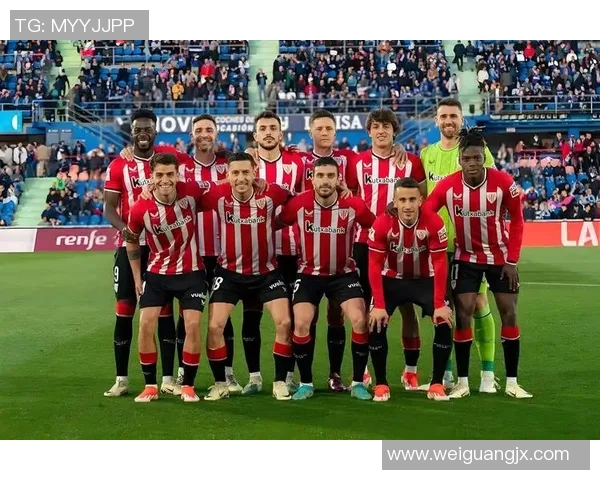 恒大与瓦伦西亚激战正酣中超球队迎战西甲劲旅的精彩对决