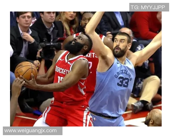 火箭队与活塞队今日激战正酣谁将赢得这场精彩对决