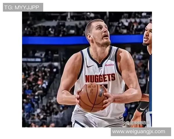 马刺与火箭季后赛第三场激战回顾与精彩瞬间分析 马刺与火箭季后赛第三场激战回顾与精彩瞬间分析