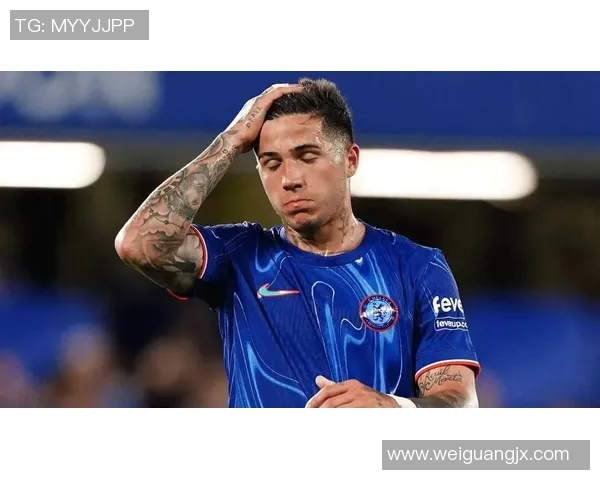 切尔西更衣室风波升级斯特林与恩佐训练场冲突引发关注